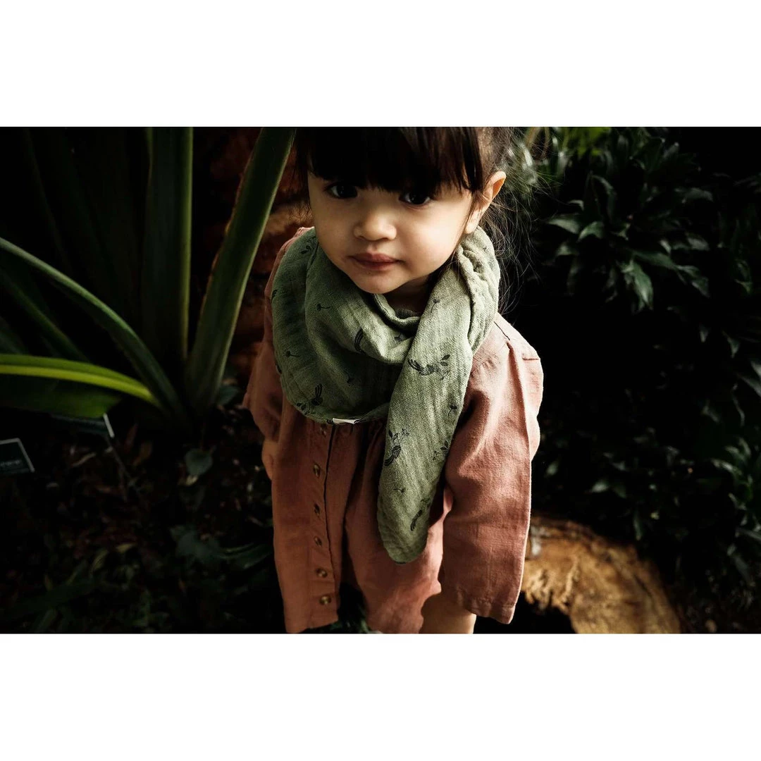 Poudre Organic Accessories Organic Muslin Menthe Scarf - Oil Green Peacock Motif 5 Poudre Organic Accessories Organic Muslin Menthe Scarf - Oil Green Peacock Motif